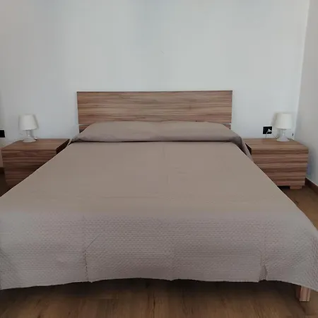 בית נופש Delfini Porto Alabe